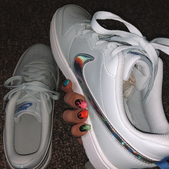 Nike Shoes🦋 - Picture 2 of 5